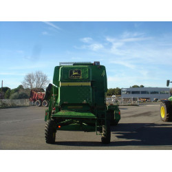 Combina John Deere 1068 H